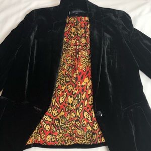 Anne Klein Black Single Breasted Velvet Blazer
